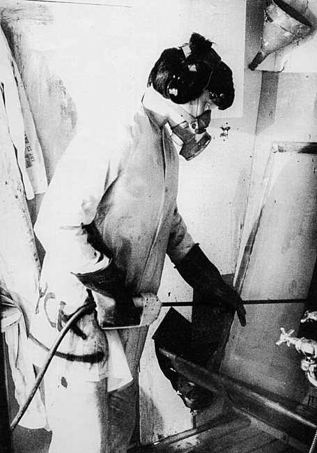  Thomas cleaning silk screens